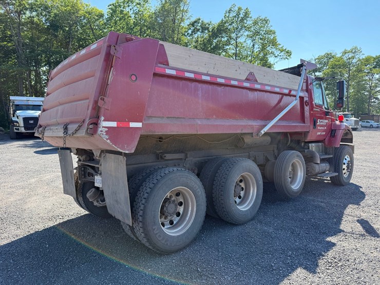 #1422-•-2006-international-7600sfa-tri-axle-dump-truck-image-5
