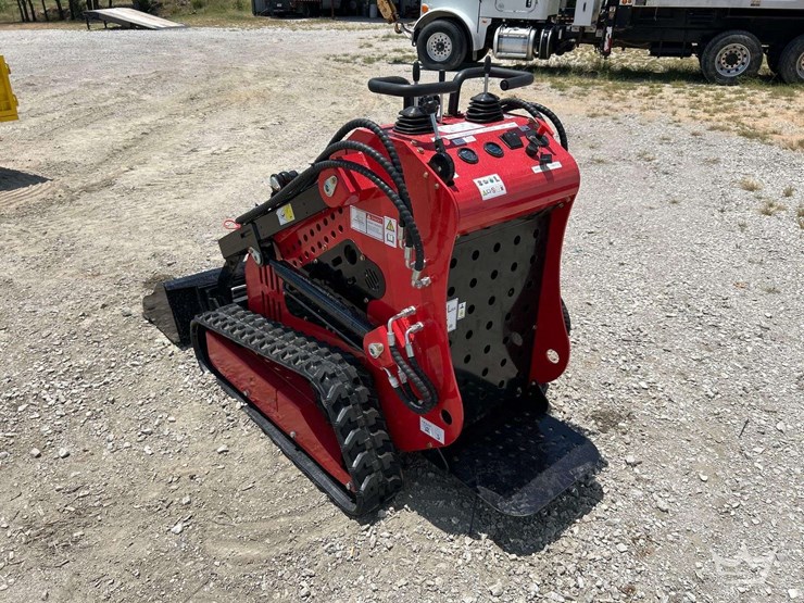 mini-skid-steer-loader-image-2