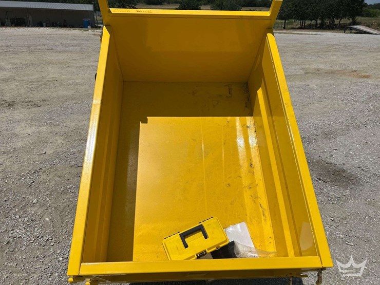 crawler-dumper-with-seat-image-13