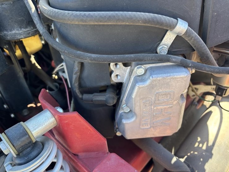 2017-ferris-400s-zero-turn-mower-image-19