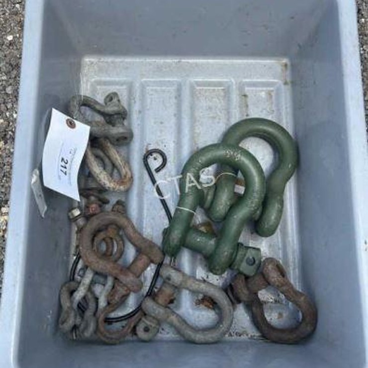 #217 • Industrial Clevis Shackles