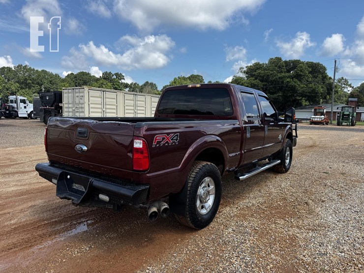 2015-ford-f250-sd-xlt-image-4