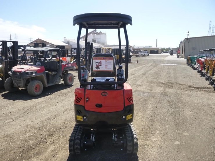 2026-tpm-18hh-hydraulic-excavator-image-8