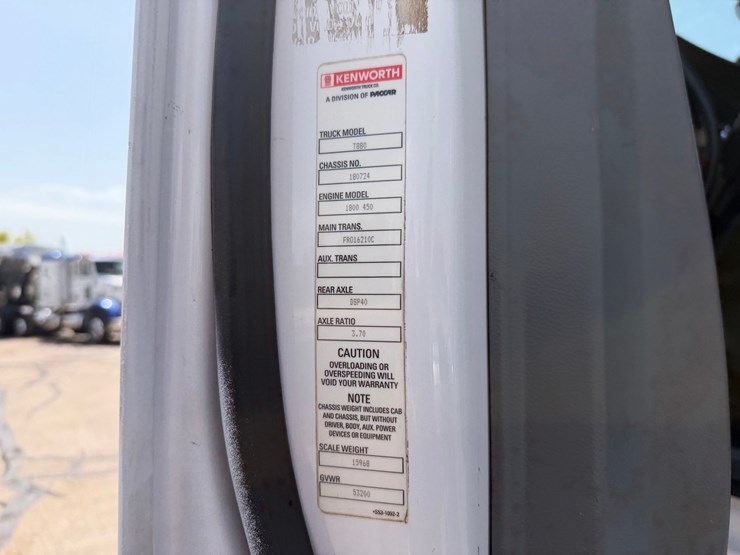 2018-kenworth-t880-image-80