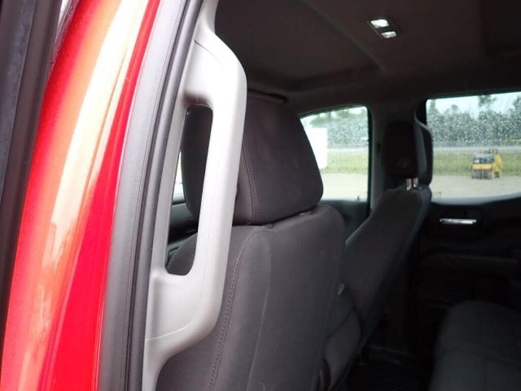 2022-chevrolet-silverado-1500-image-43