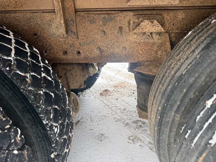 #1434-•-1990-ford-quad-axle-dump-truck-image-32
