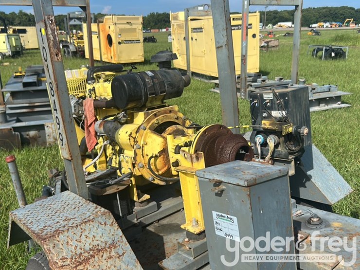 4"-trash-water-pump,-trailer-mounted,-(missing-pump-parts)-image-8