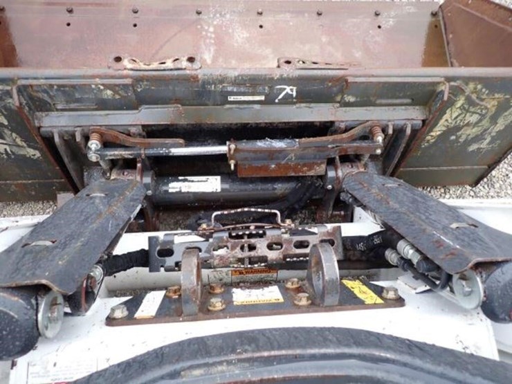 2020-bobcat-s850-image-34
