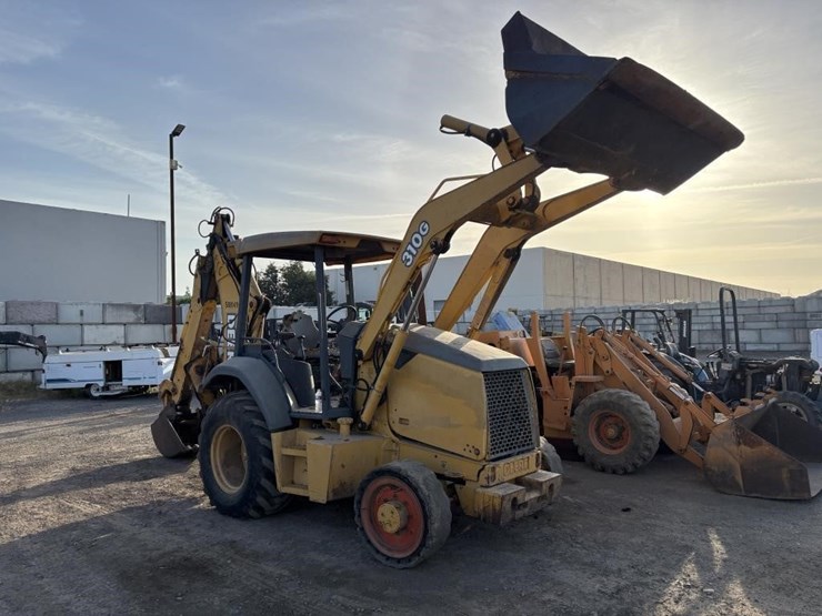 2001-deere-310g-image-2