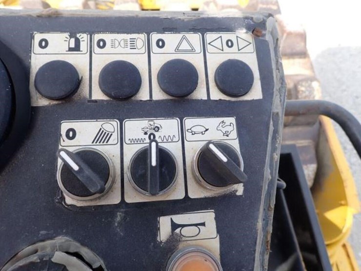 2003-bomag-bw145pdh-3-image-30