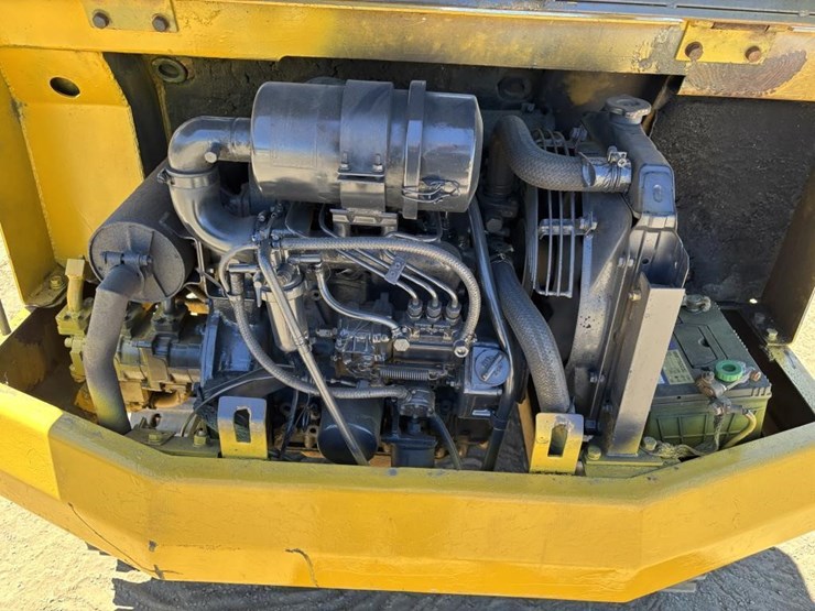 komatsu-pc10-5-image-30