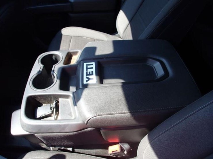 2023-chevrolet-silverado-2500-image-22