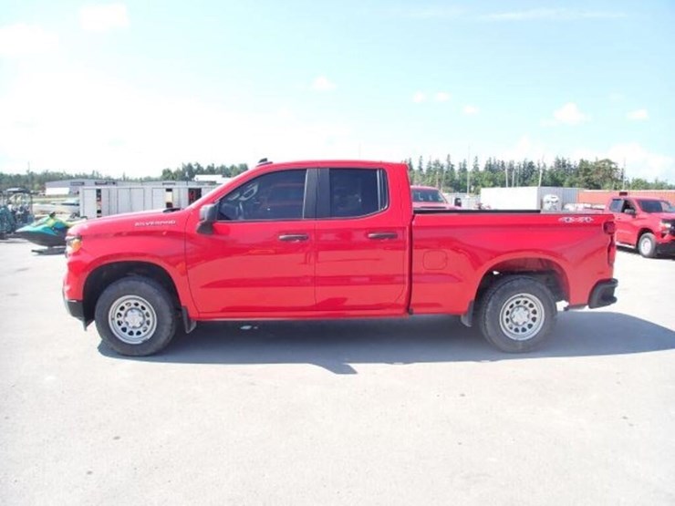 2024-chevrolet-silverado-1500-image-8