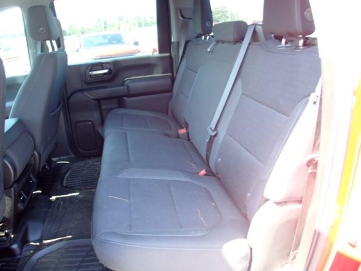 2023-chevrolet-silverado-2500-image-27