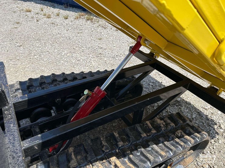 crawler-dumper-with-seat-image-13