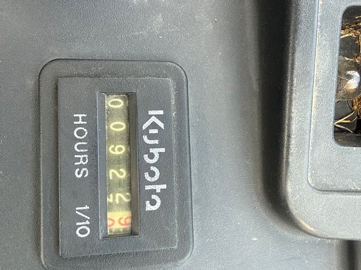 kubota-zd331-image-16