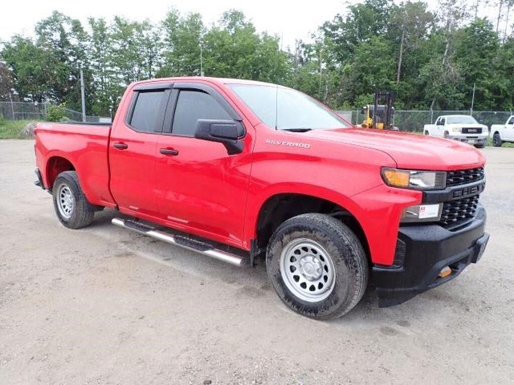 2022-chevrolet-silverado-1500-image-3