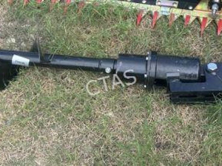 #151-•-mini-hydraulic-excavator-auger-w/-12"-bit-image-1