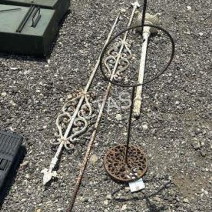 #221 • Wrought Iron Garden Stakes