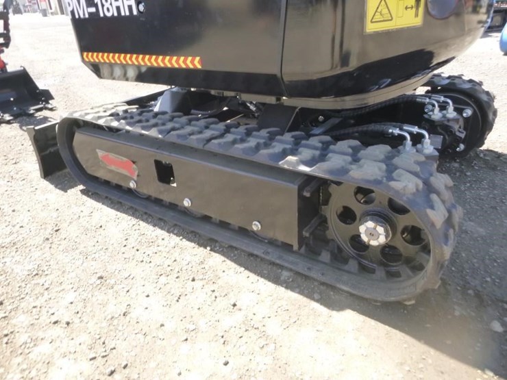 2026-tpm-18hh-hydraulic-excavator-image-28