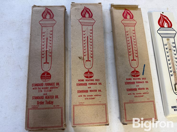 standard-vintage-thermometers-image-3