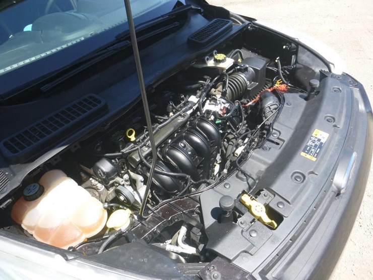 2013-ford-escape-image-11