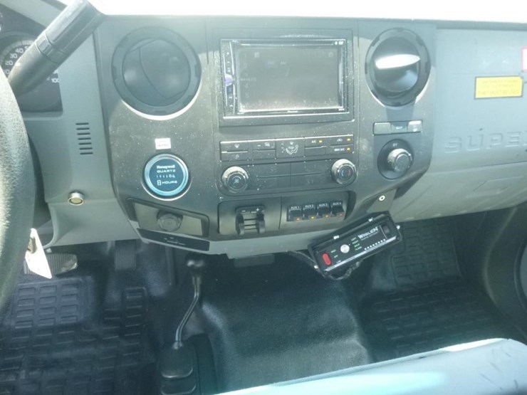 2015-ford-f550-image-19
