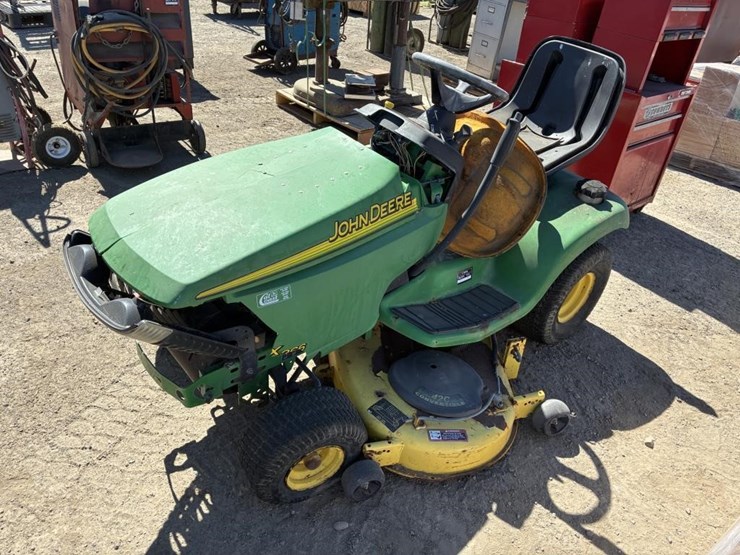 john-deere-lx266-image-1