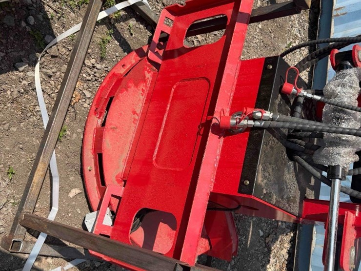new-skid-steer-feller-buncher-model-gy-fb77-image-2