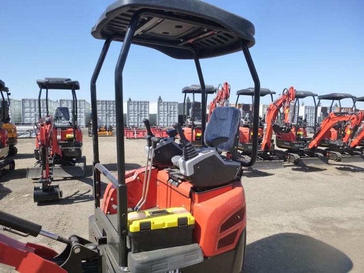 2026-tpm-18hh-hydraulic-excavator-image-19