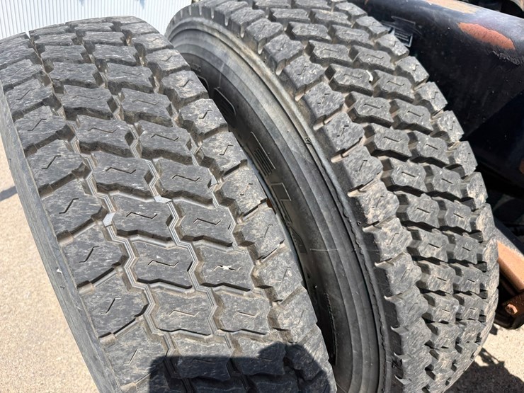 2018-kenworth-t880-image-74