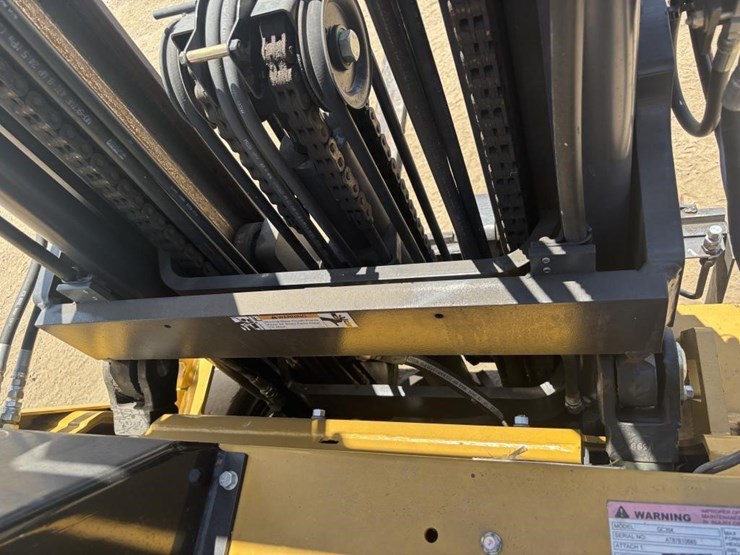 2018-caterpillar-gc35k-image-15