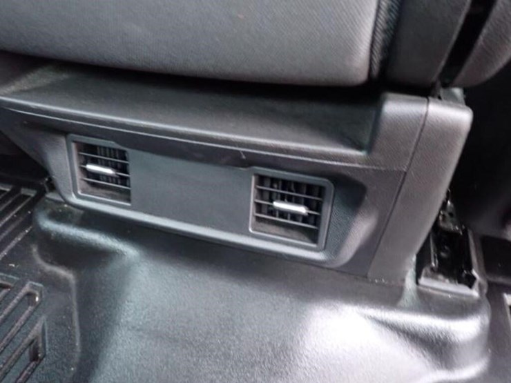 2022-chevrolet-silverado-1500-image-61