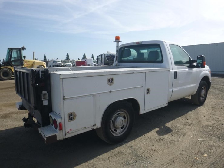 2011-ford-f250-image-3