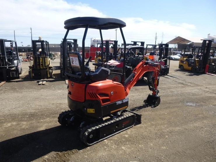 2026-tpm-18hh-hydraulic-excavator-image-3