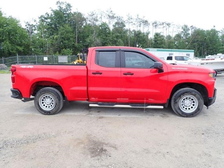 2022-chevrolet-silverado-1500-image-4