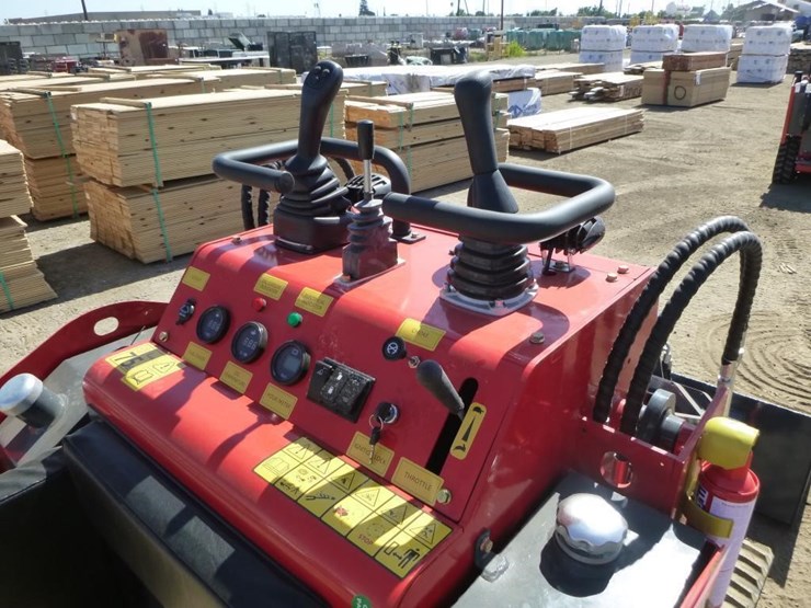 2026-sdlool-530t-skid-steer-track-loader-image-15