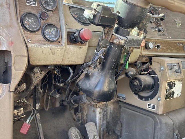 1976-mack-dm600-image-30