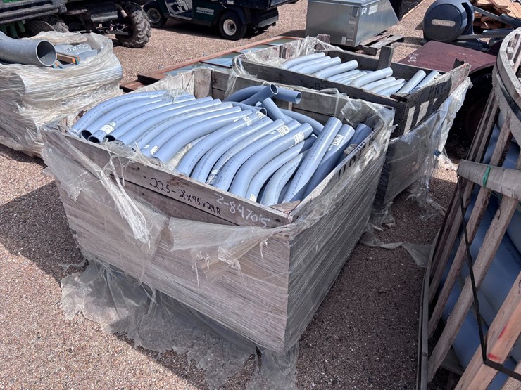 #40091-•-two-pallets-of-conduit-fittings-image-1