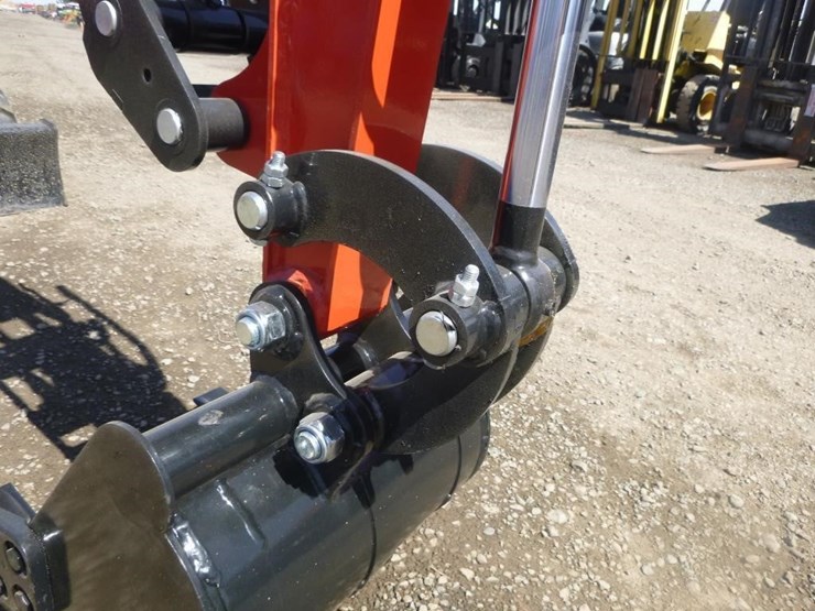 2026-tpm-18hh-hydraulic-excavator-image-11