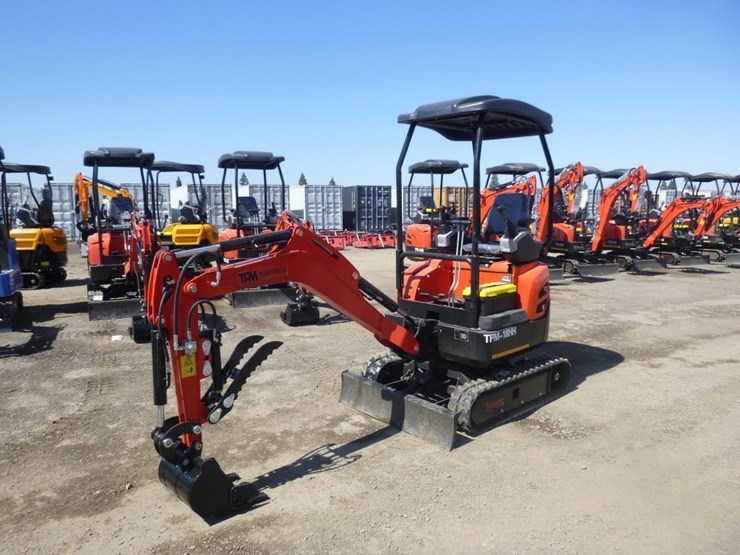 2026-tpm-18hh-hydraulic-excavator-image-1
