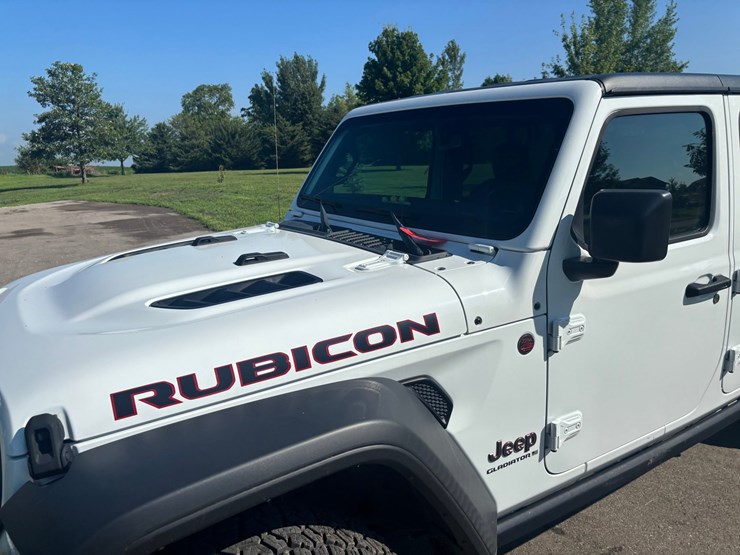 #2170-•-2023-jeep-gladiator-pickup-image-9
