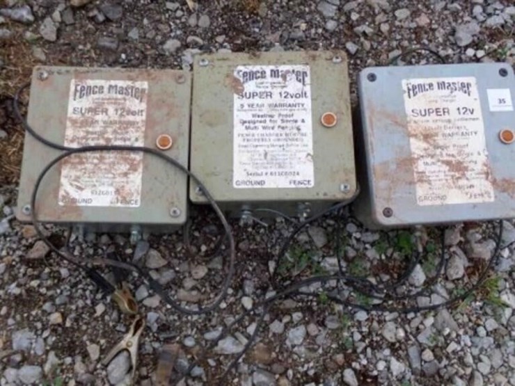 3--12-volt,-fence-master-chargers-image-1