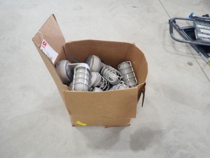 qty-of-explosion-proof-lights-image-1