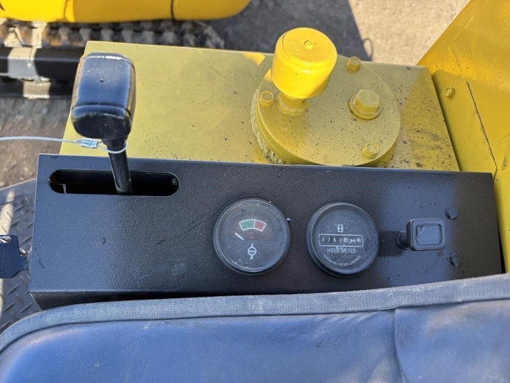 yanmar-hydraulic-excavator-image-27