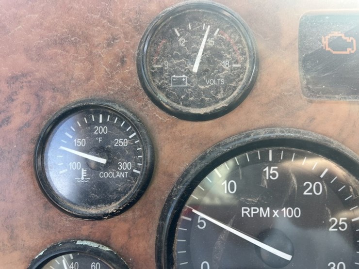 2007-peterbilt-367-image-119