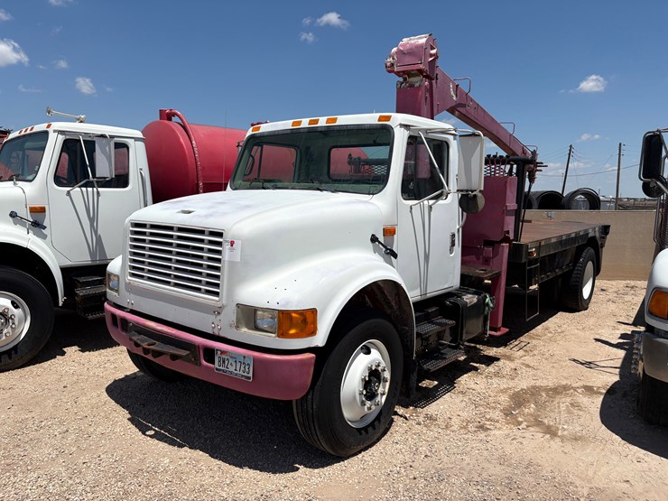 1998-international-4900-image-1