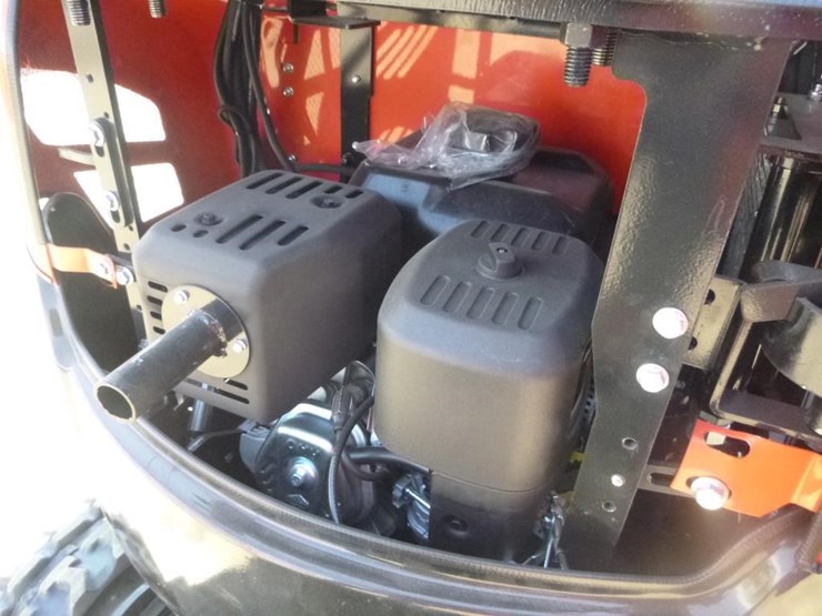 2026-tpm-18hh-hydraulic-excavator-image-27