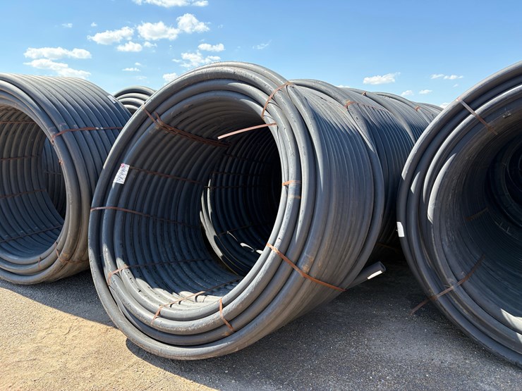 1000’-roll-of-used-3”-ips-poly-pipe-image-2