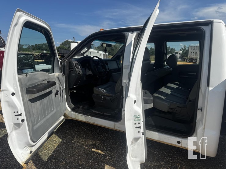 2016-ford-f350-image-8